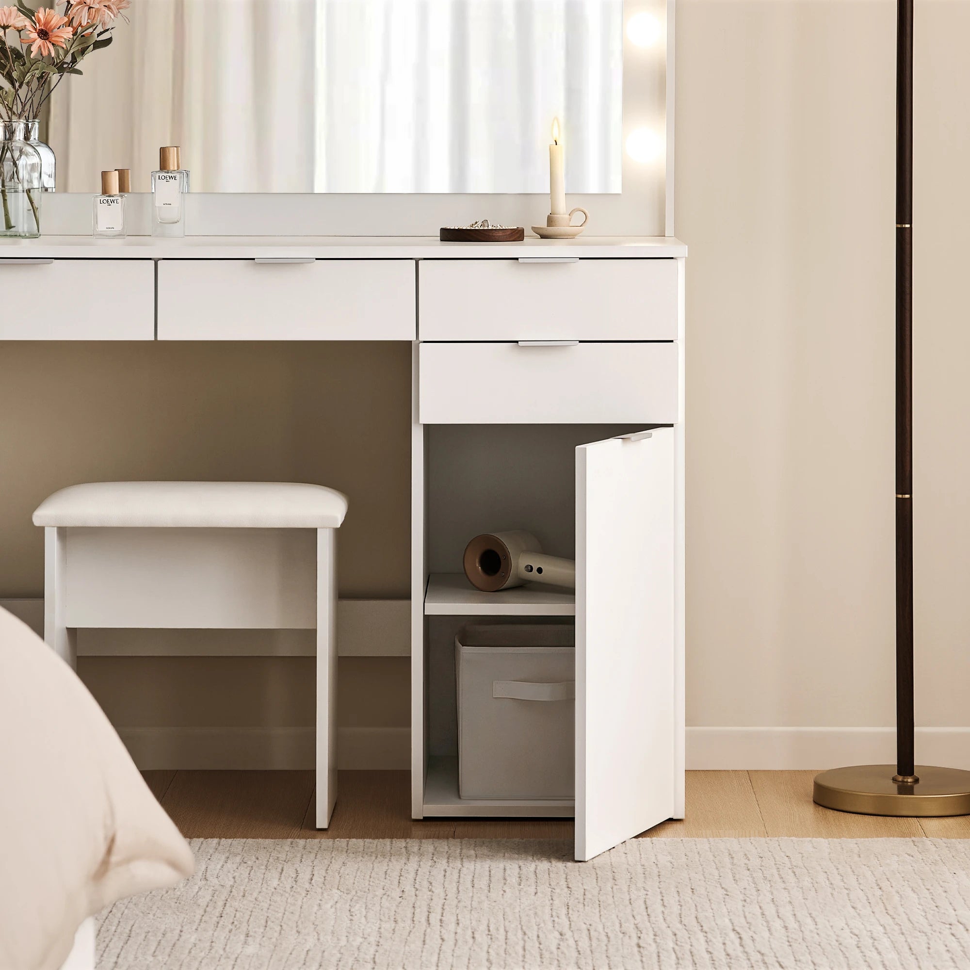 Lunea Dressing Table