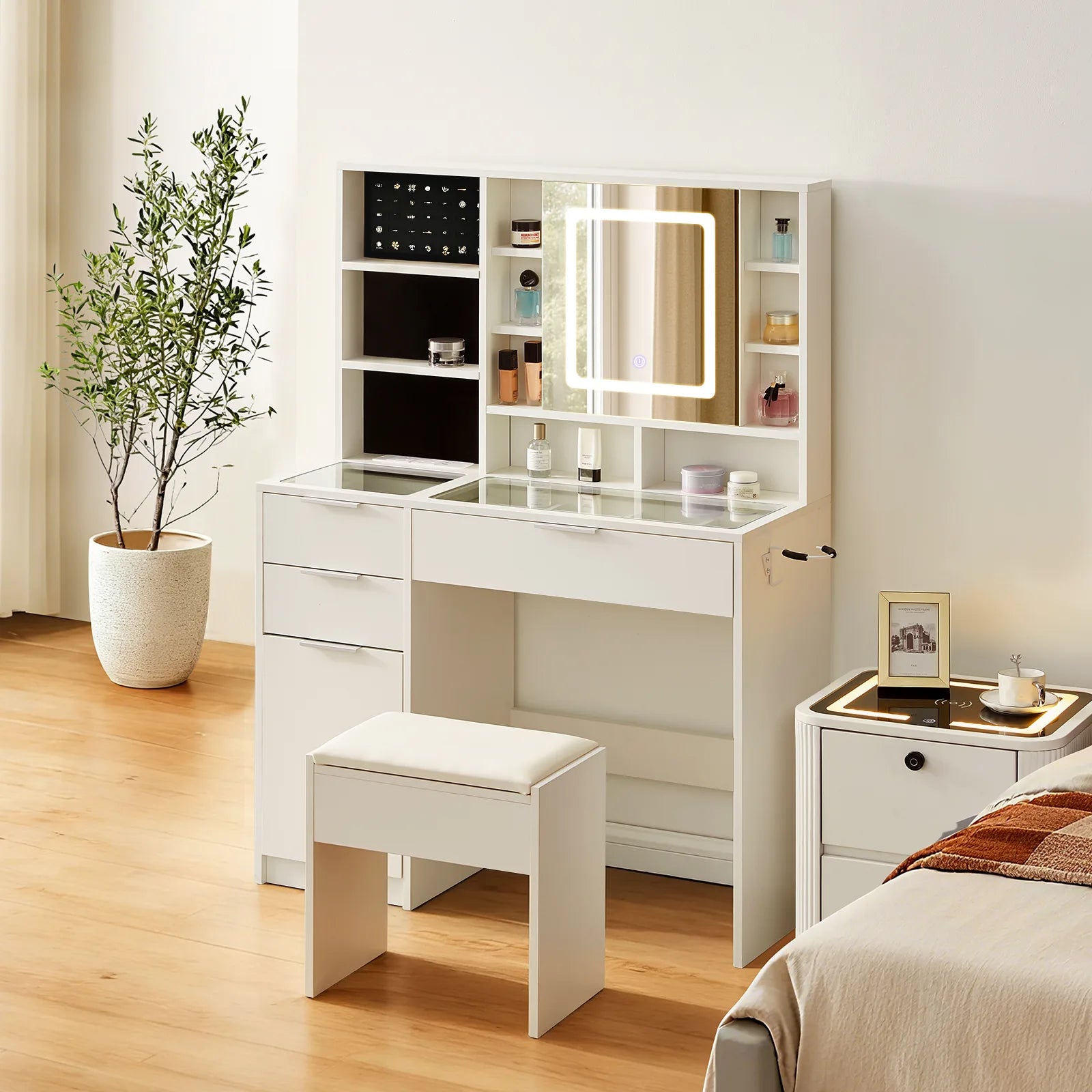 Dorla Dressing Table