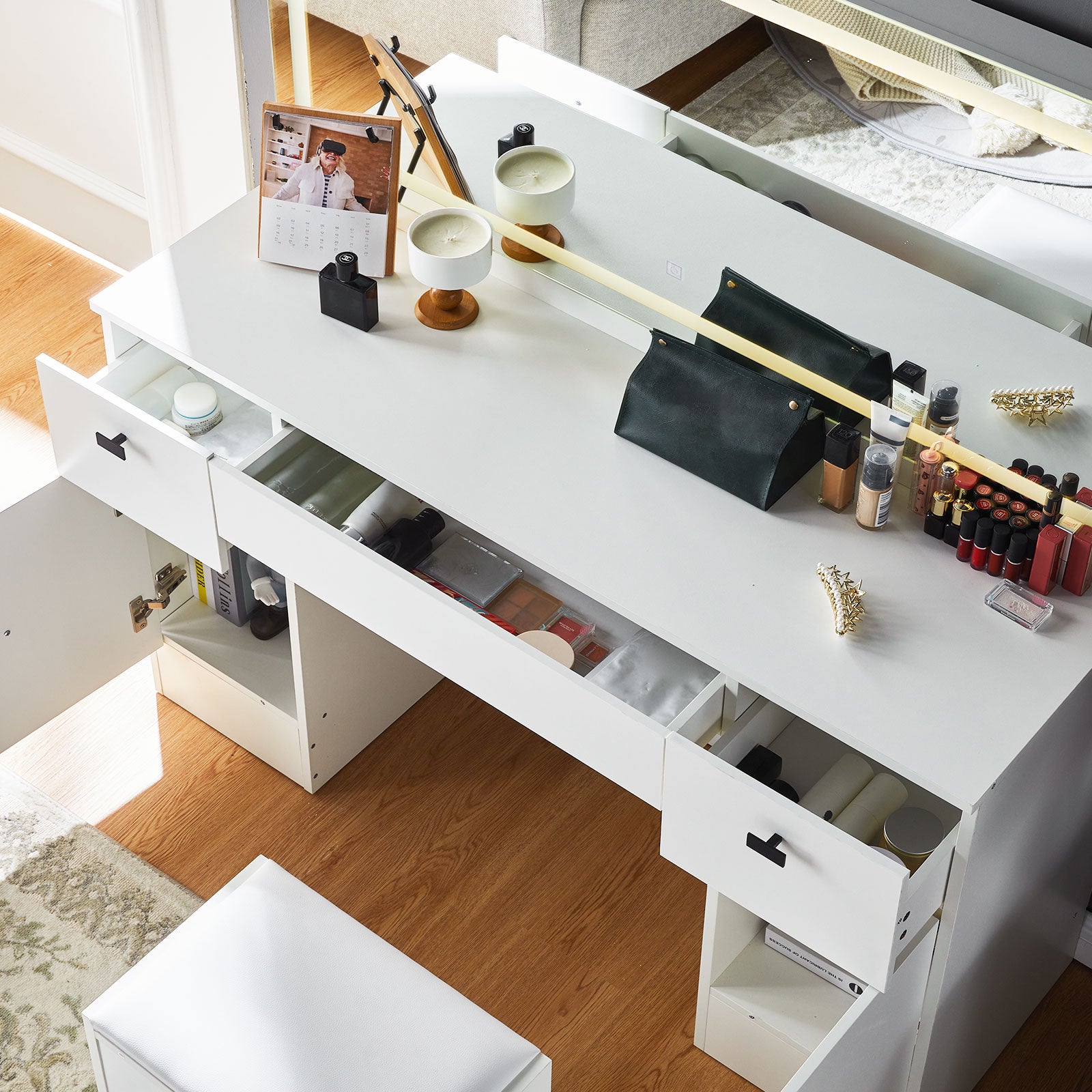 Manor Dressing Table
