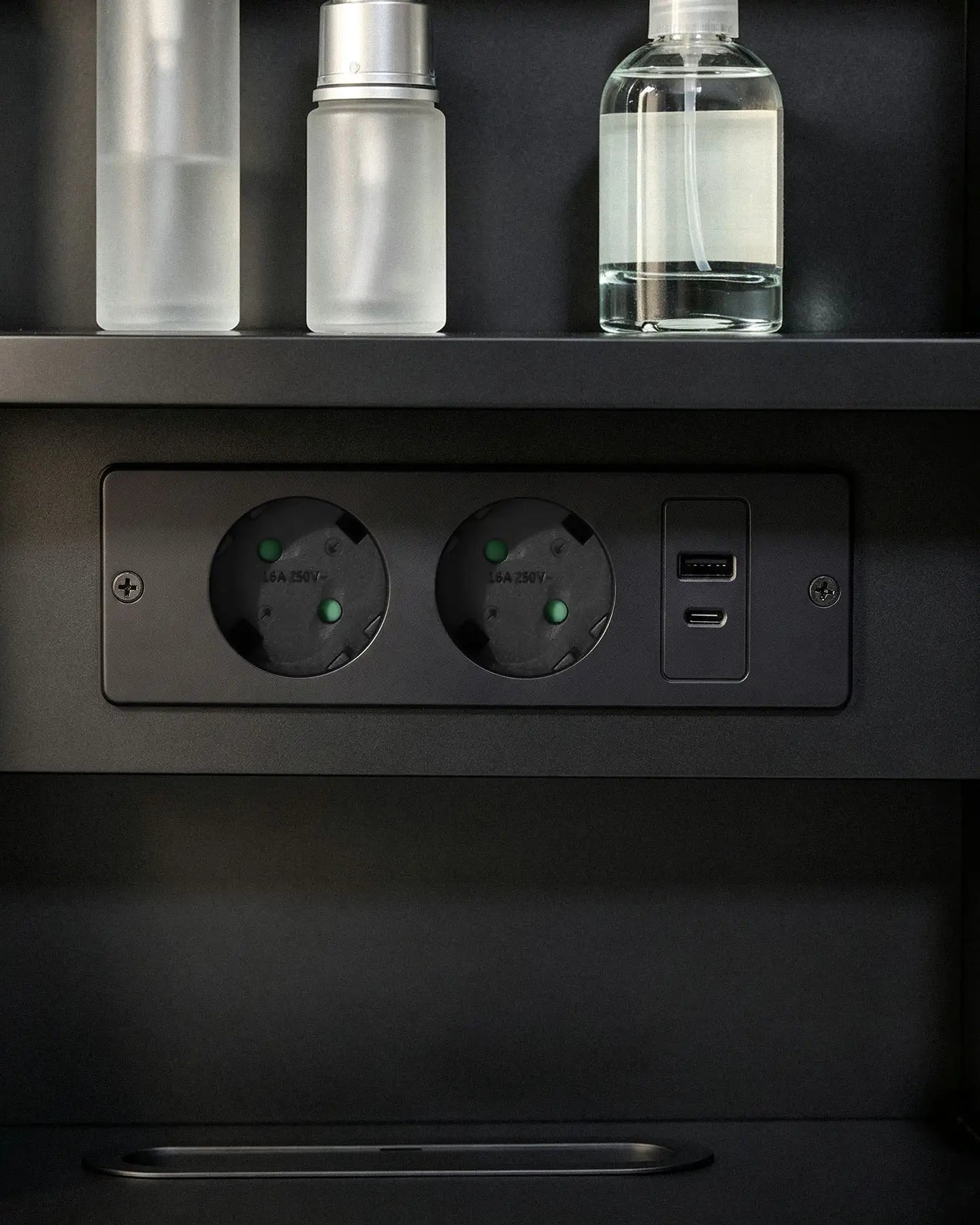 Mira Bathroom Mirror Cabinet with Integrated EU Power Socket