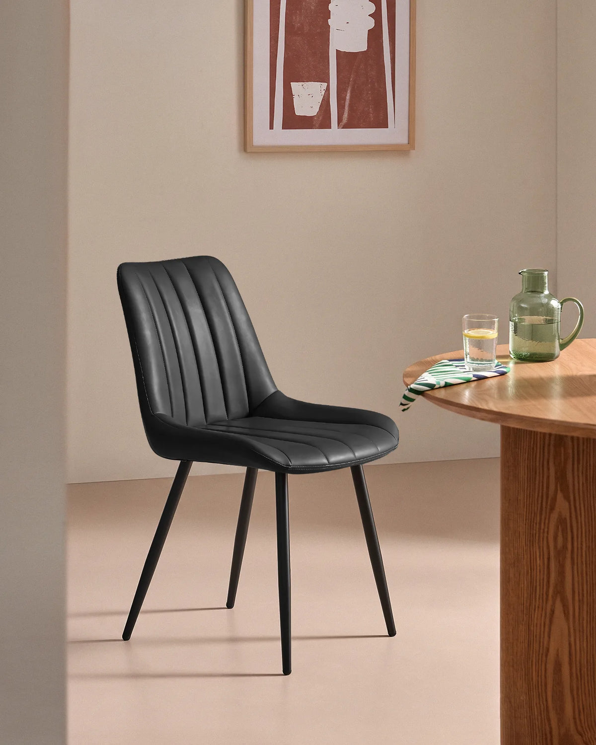 Clair Dining Chairs i Faux Leather