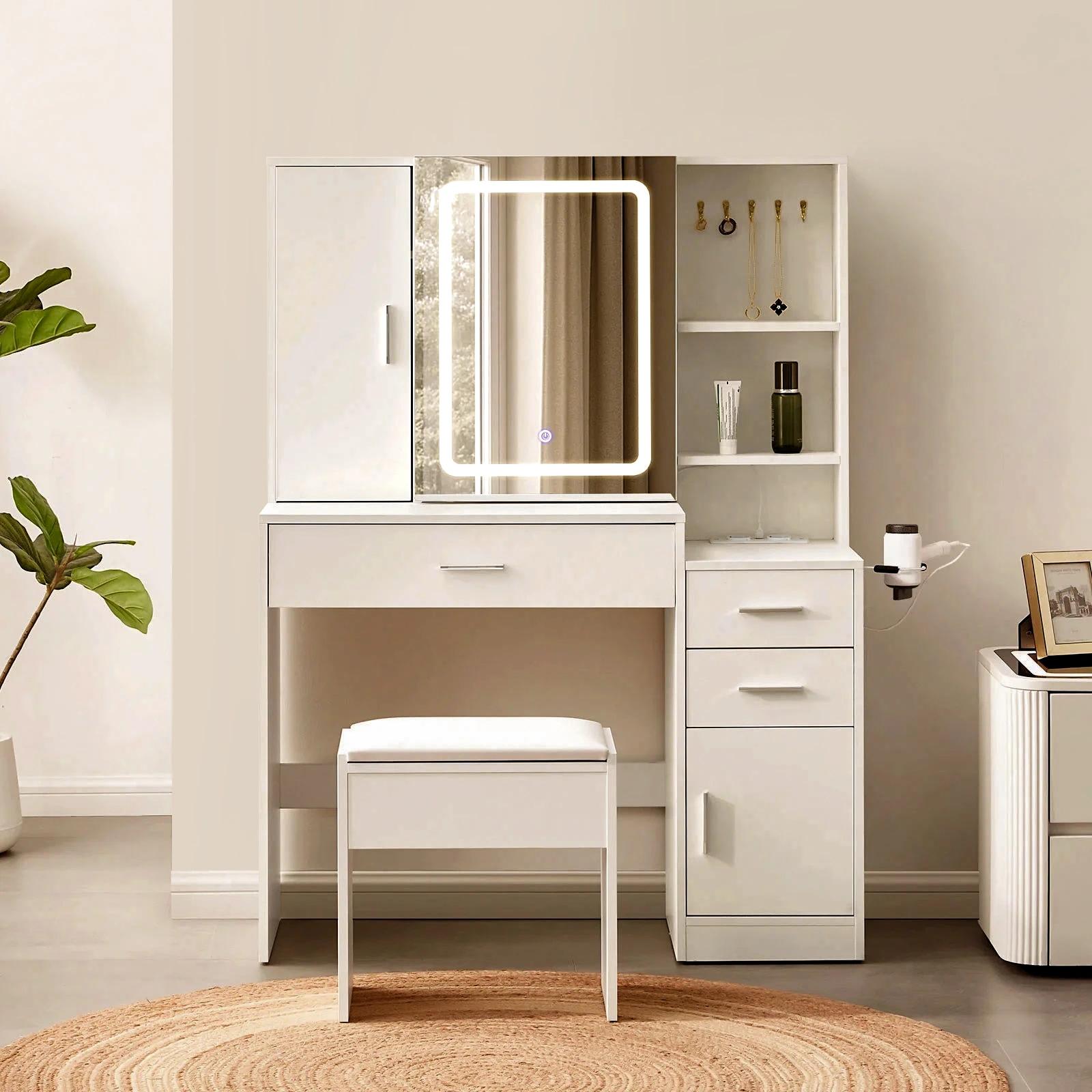 Daphne Dressing Table