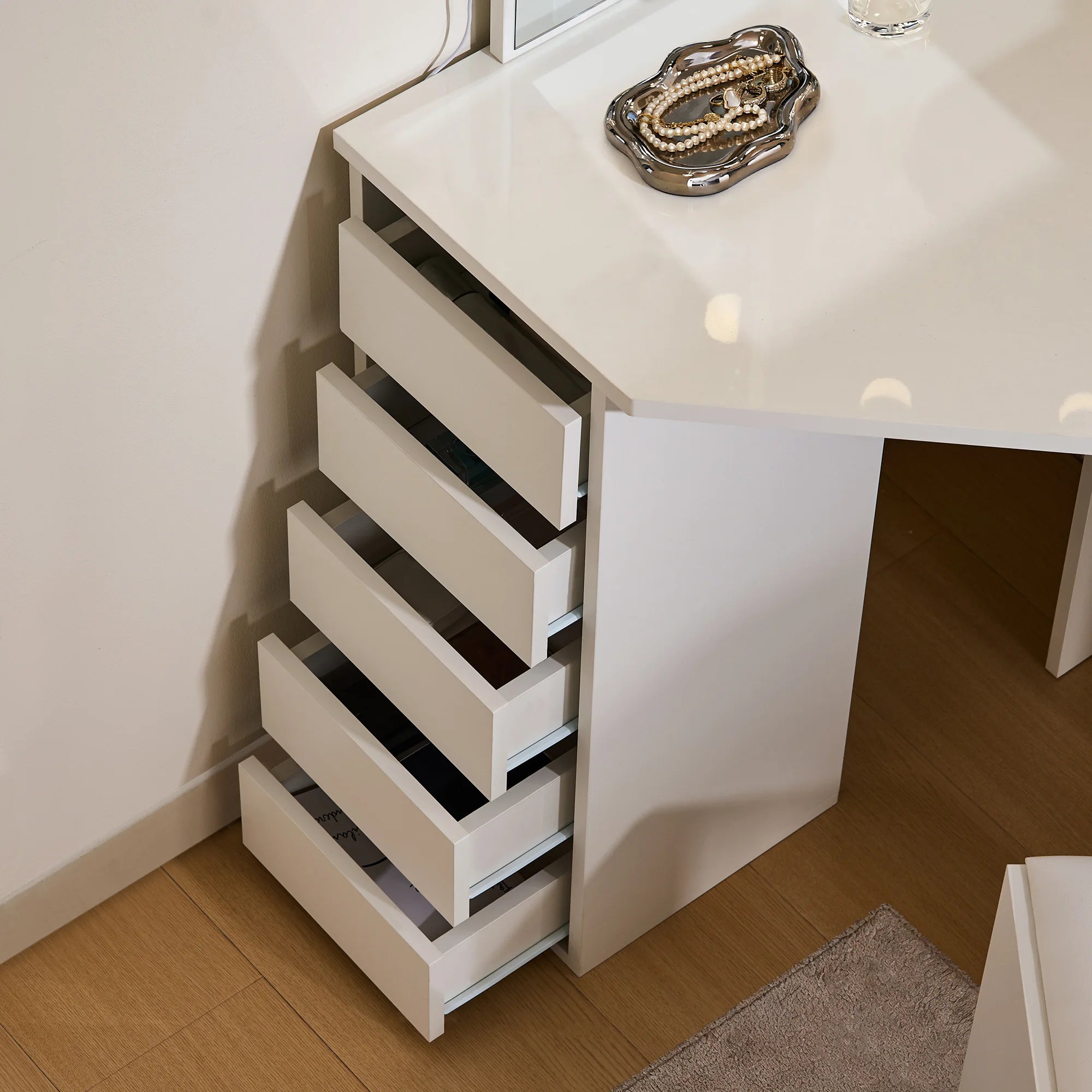 Mirelle Corner Dressing Table